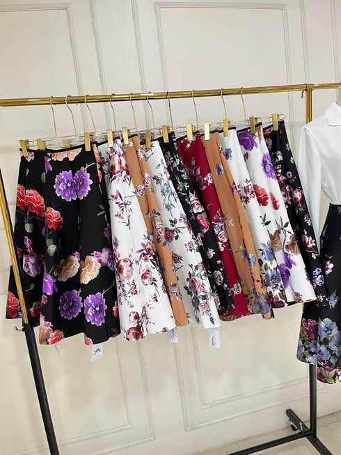 Women Floral Print Flared Skirts